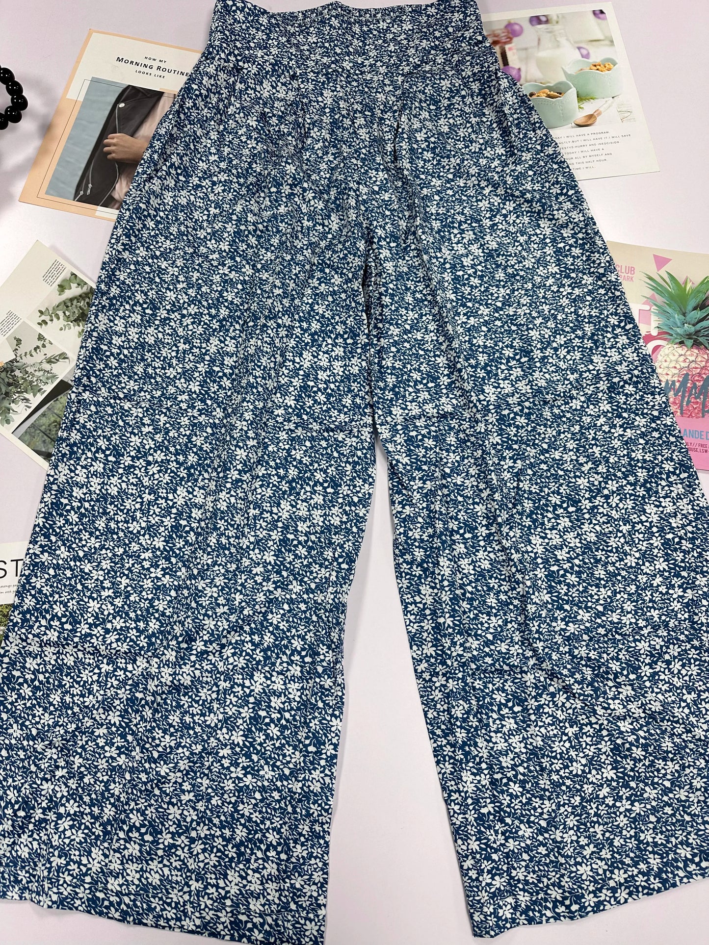 Floral high-waisted bell-bottoms pants